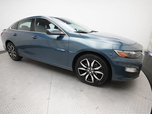 Used 2024 Chevrolet Malibu RS FWD image 34