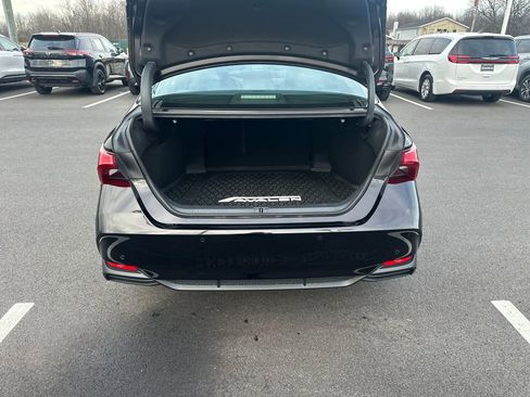 Used 2020 Toyota Avalon Limited w/ Advanced Safety Package image 11