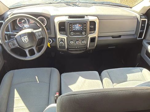 Used 2019 RAM 1500 Classic SLT image 27