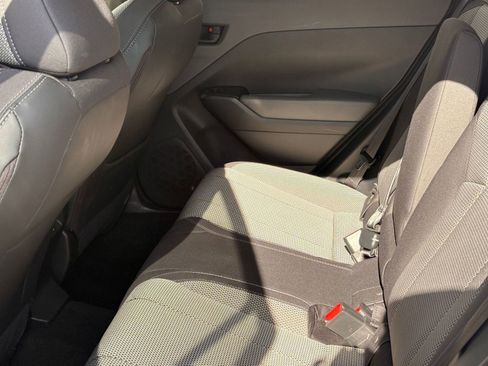 Used 2024 Subaru Crosstrek 2.0i Premium image 24