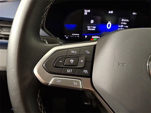 Used 2023 Volkswagen Taos SE image 20