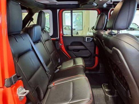 Used 2019 Jeep Wrangler Unlimited Rubicon image 26