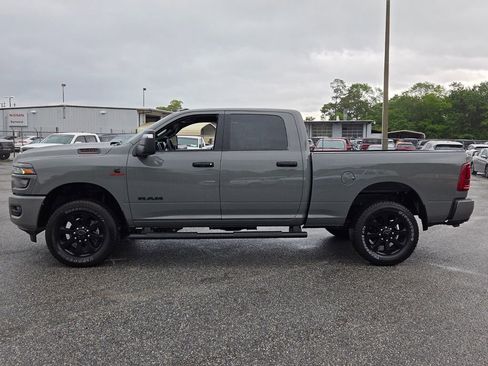 Used 2026 RAM 3500 Big Horn AWD/4WD image 2