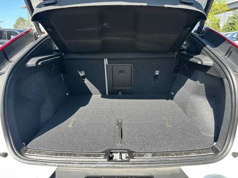 Certified 2023 Volvo C40 P8 Recharge Ultimate w/ Protection Package Premier AWD/4WD image 15