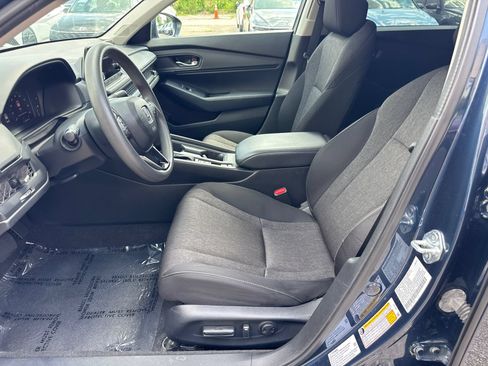 Used 2024 Honda Accord EX image 9