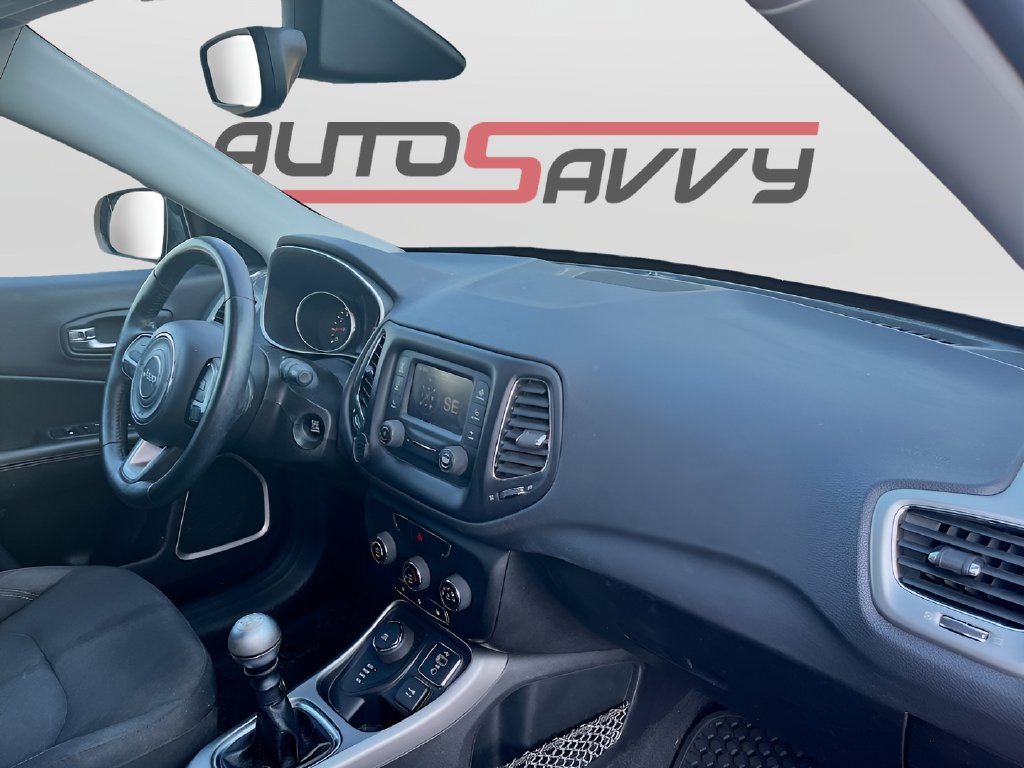 Used 2018 Jeep Compass Sport w/ Cold Weather Group AWD/4WD image 28