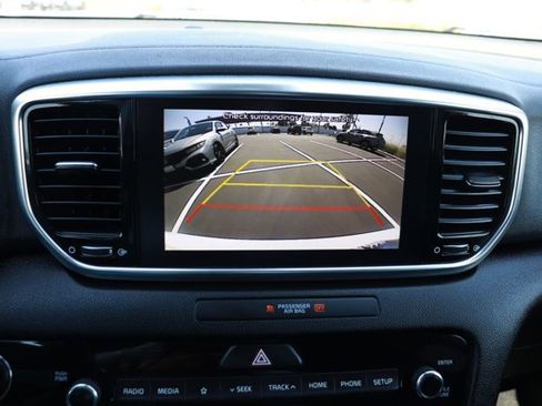Used 2020 Kia Sportage EX FWD image 25