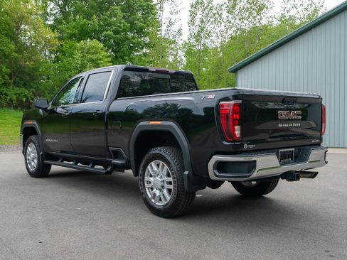 Used 2020 GMC Sierra 2500 SLE w/ Preferred Package AWD/4WD image 6