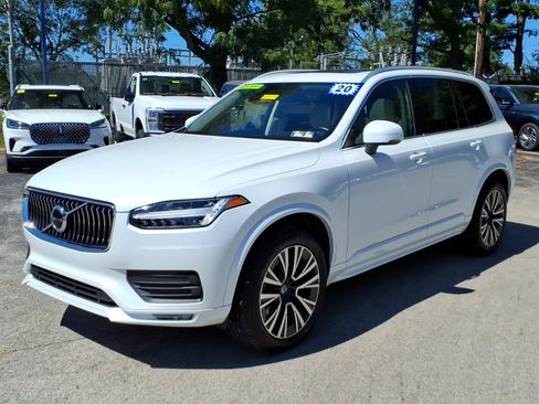 Used 2020 Volvo XC90 T5 Momentum w/ Protection Package Premier AWD/4WD image 7