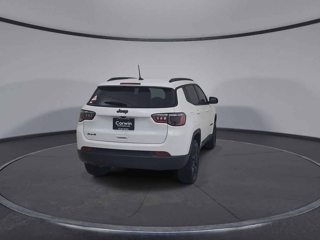 New 2026 Jeep Compass Latitude AWD/4WD image 12
