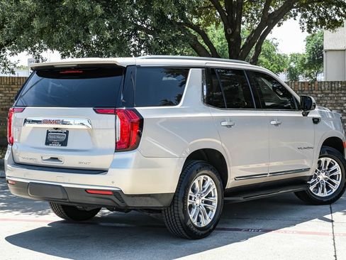 Used 2021 GMC Yukon SLT w/ SLT Luxury Plus Package RWD image 16