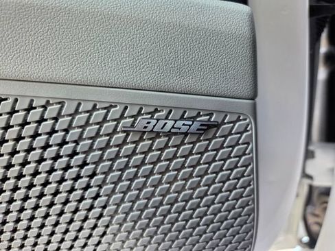 Used 2025 Hyundai Elantra Limited w/ Cargo Package FWD image 31