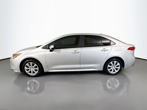 Used 2021 Toyota Corolla LE FWD image 6