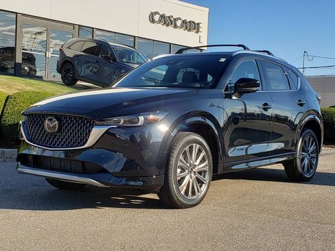 New 2025 MAZDA CX-5 Signature image 1