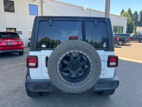Used 2019 Jeep Wrangler Unlimited Sport S AWD/4WD image 6