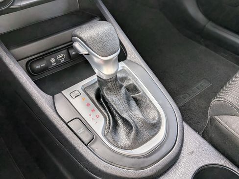 Used 2021 Kia Forte LXS FWD image 25