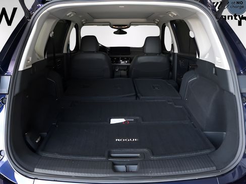 Used 2025 Nissan Rogue Platinum w/ Platinum Premium Package FWD image 29