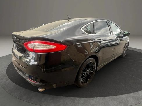 Used 2016 Ford Fusion SE w/ Equipment Group 202A FWD image 5