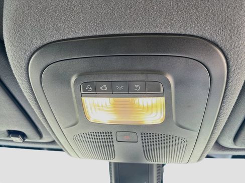 Used 2025 Mercedes-Benz Sprinter 2500 image 23