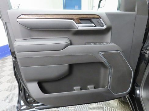 Used 2025 GMC Sierra 1500 Elevation image 58