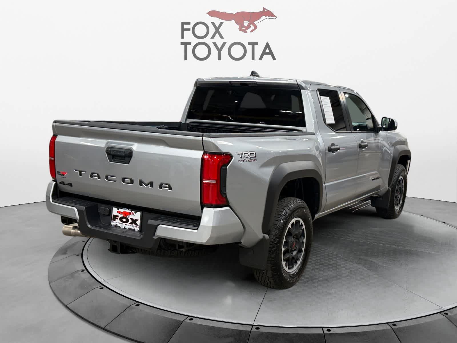 Used 2026 Toyota Tacoma TRD Off-Road AWD/4WD image 5