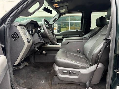 Used 2014 Ford F250 Lariat w/ Chrome Package AWD/4WD image 28