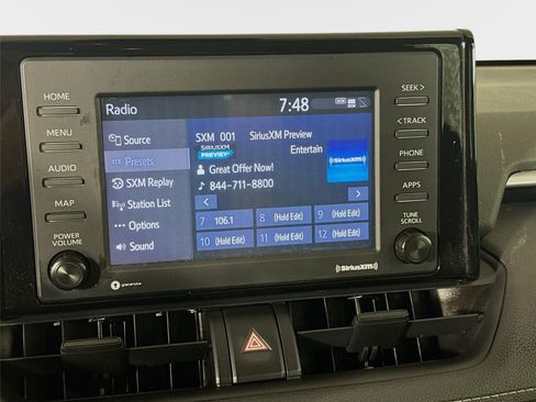 Used 2021 Toyota RAV4 XLE FWD image 14