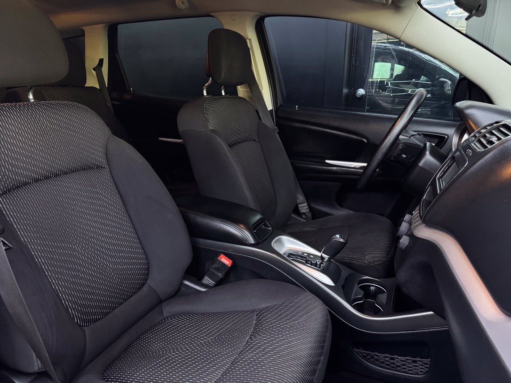 Used 2014 Dodge Journey American Value Package w/ Flexible Seating Group FWD image 25