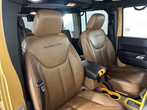 Used 2014 Jeep Wrangler Unlimited Rubicon w/ Max Tow Package image 17