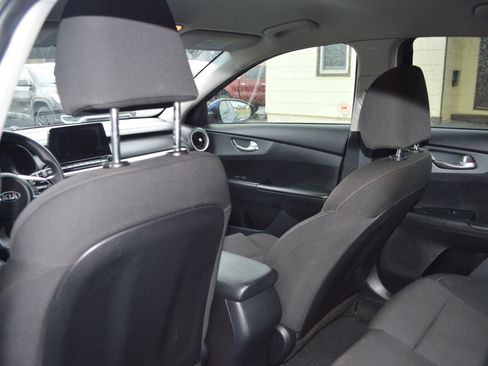 Used 2020 Kia Forte LXS image 23