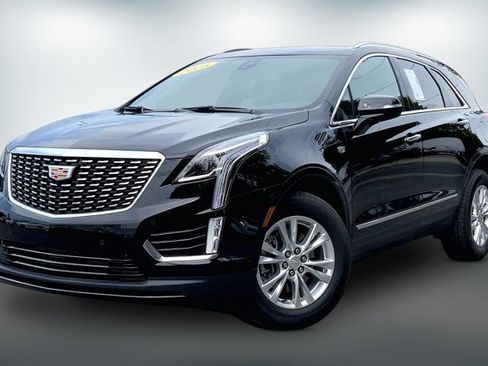 Used 2025 Cadillac XT5 Luxury w/ LPO, Floor Liner Package AWD/4WD image 12