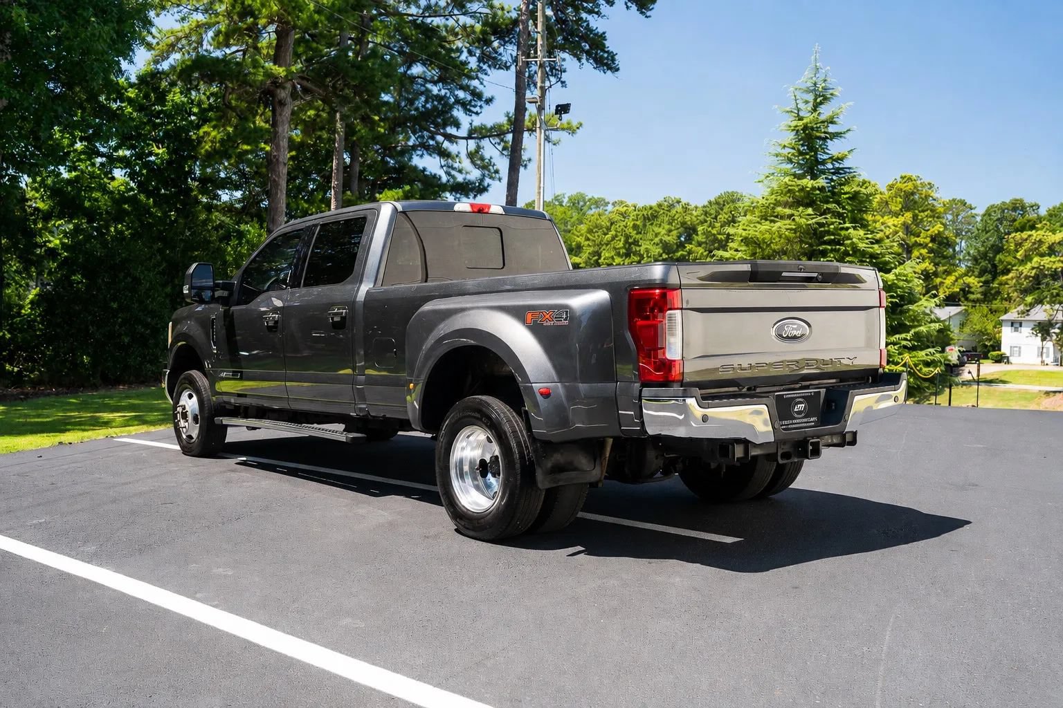 Used 2017 Ford F350 Lariat w/ Lariat Ultimate Package AWD/4WD image 9