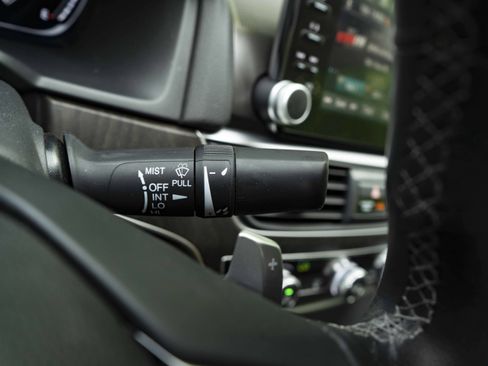 Used 2018 Honda Accord EX-L image 24