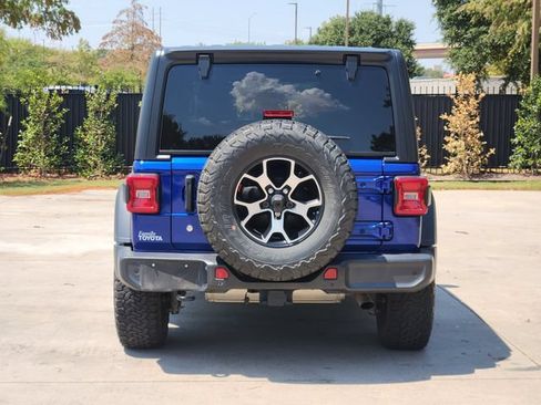 Used 2018 Jeep Wrangler Unlimited Sport S AWD/4WD image 6