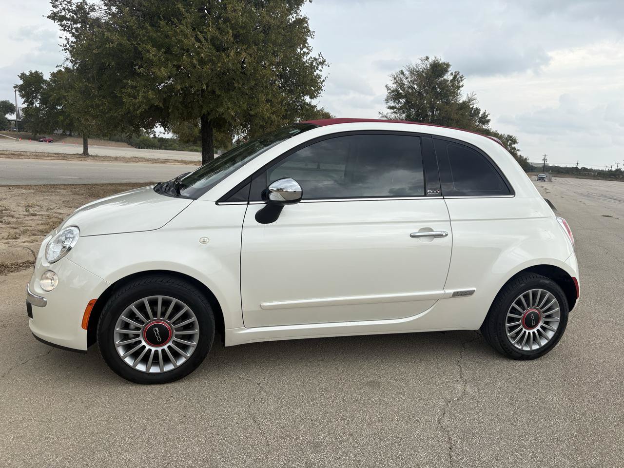 Used 2012 FIAT 500 Lounge w/ Luxury Leather Pkg FWD image 22