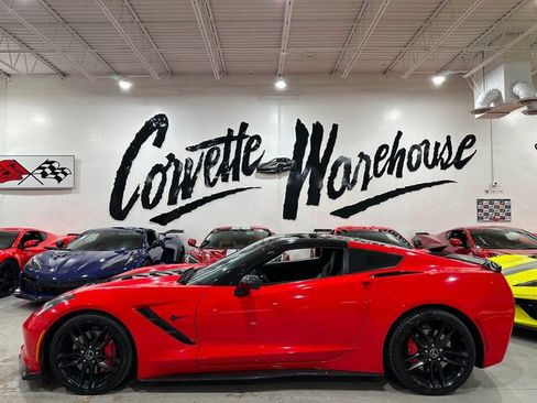 Used 2015 Chevrolet Corvette Stingray Coupe w/ 2LT Preferred Equipment Group RWD image 2