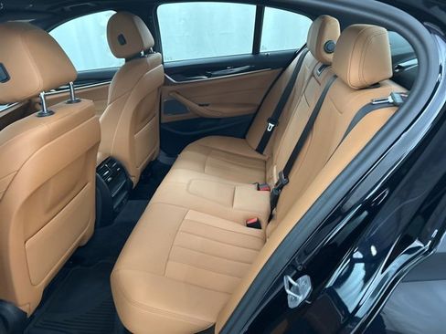 Used 2023 BMW 540i xDrive w/ M Sport Package image 26