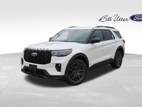 New 2026 Ford Explorer ST-Line w/ ST-Line Street Pack RWD image 1
