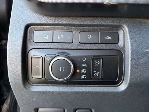 Used 2024 Ford F350 Platinum image 24