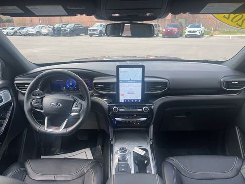 Used 2024 Ford Explorer ST w/ Equipment Group 401A image 21