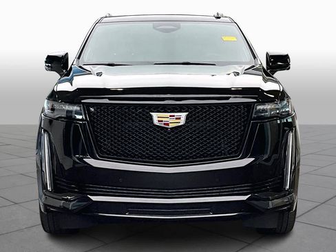 Used 2023 Cadillac Escalade Sport w/ Touring Package image 3