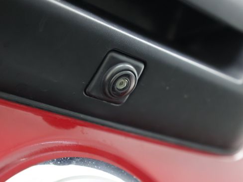 Used 2022 Nissan Titan SV RWD image 8