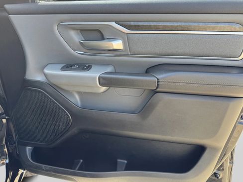 Used 2019 RAM 1500 Big Horn image 33