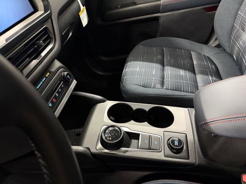 New 2025 Ford Bronco Sport Heritage w/ Convenience Package image 16