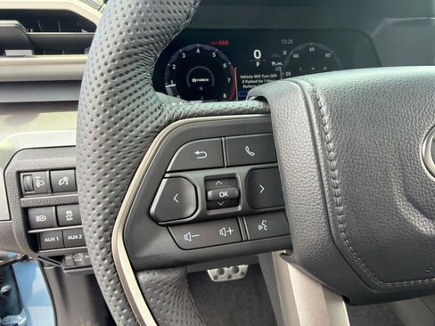 Used 2026 Toyota Tacoma TRD Sport w/ TRD Sport Upgrade Package AWD/4WD image 21
