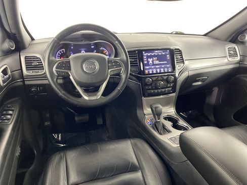 Used 2019 Jeep Grand Cherokee Limited image 18
