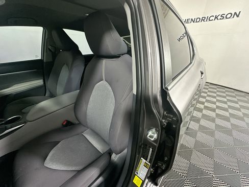 Used 2023 Toyota Camry LE image 12