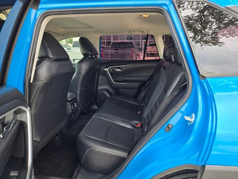 Used 2021 Toyota RAV4 XLE Premium FWD image 21