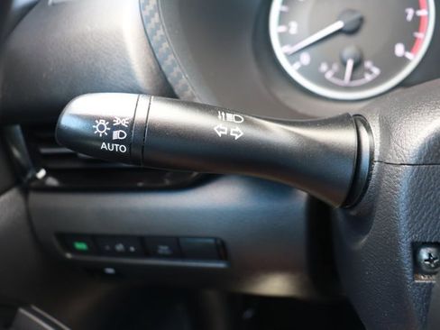 Used 2020 Nissan Sentra S FWD image 19