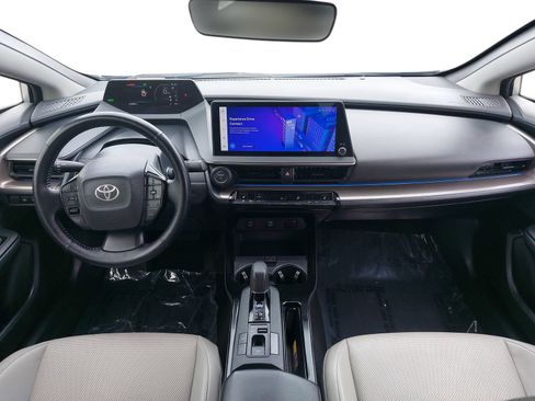Used 2024 Toyota Prius XLE AWD/4WD image 9